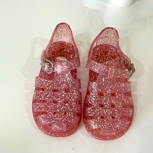 Jelly 🩴 sandals EUC TODDLER SIZE 6